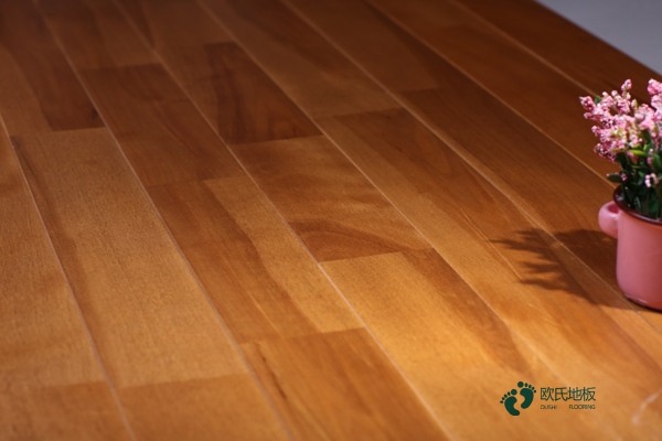 柞木体育运动木地板保养