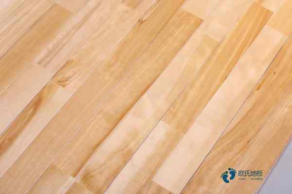 柞木篮球场地板保养方法