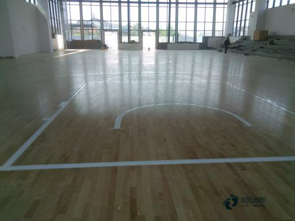 柞木篮球场馆木地板环保吗