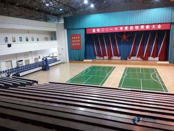柞木籃球館木地板保養(yǎng)方法