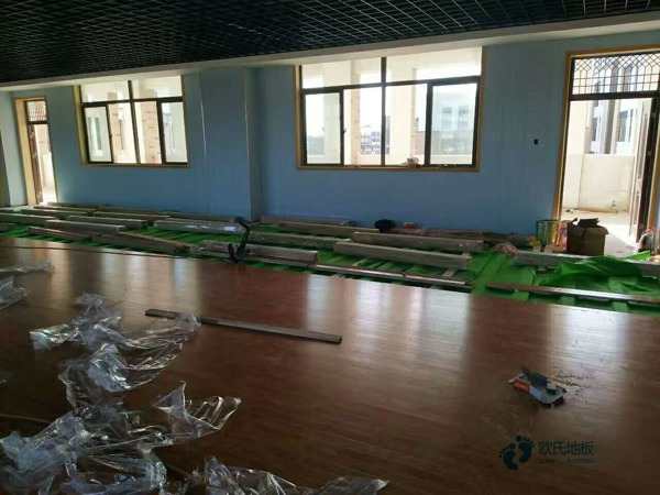 柞木篮球木地板需要多少钱