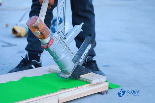 柞木篮球木地板需要多少钱