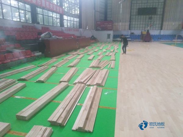 定制運動籃球木地板什么牌子好3