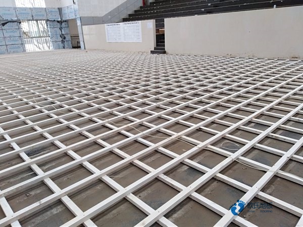 運動場地木地板價錢