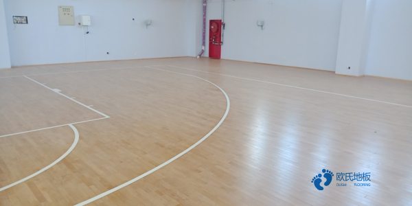 那有体育运动地板安装公司