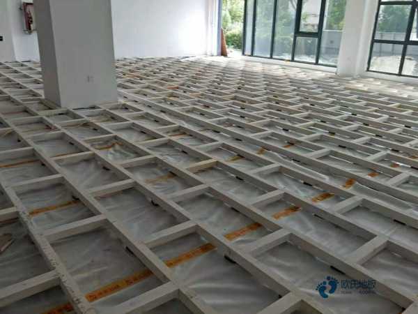 小學(xué)體育館地板施工1