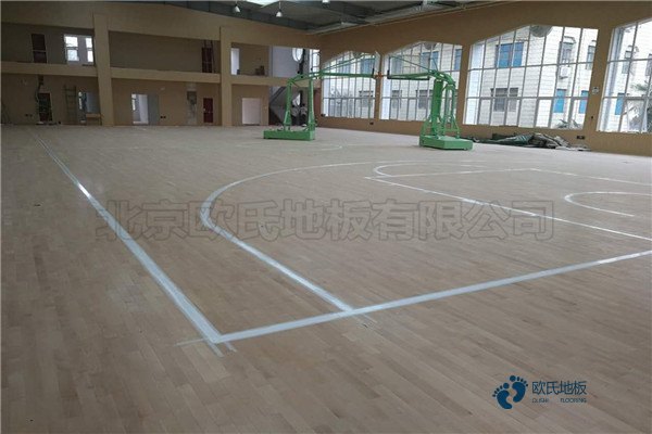 较好的体育运动木地板一般什么材质