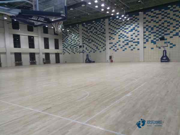 銷售運動場館地板安裝公司