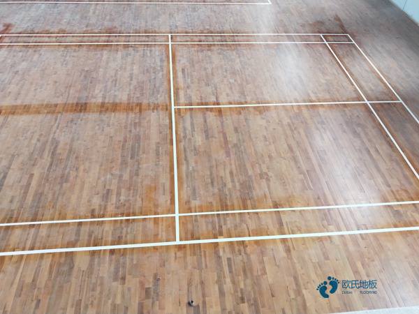 哪有篮球运动木地板如何保洁