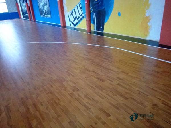 哪有篮球运动木地板维护保养