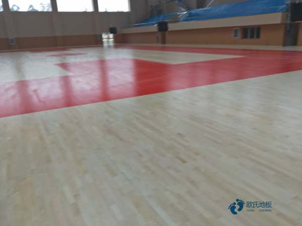 好用的篮球运动木地板如何保洁