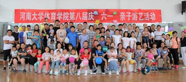单层龙骨运动地板保养方法