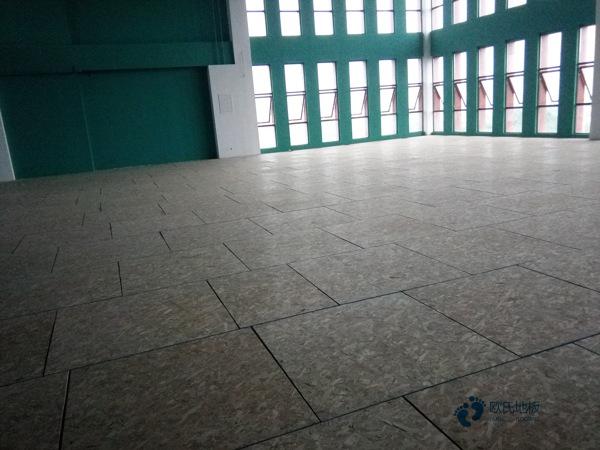 雙層龍骨運(yùn)動(dòng)型木地板保養(yǎng)方法