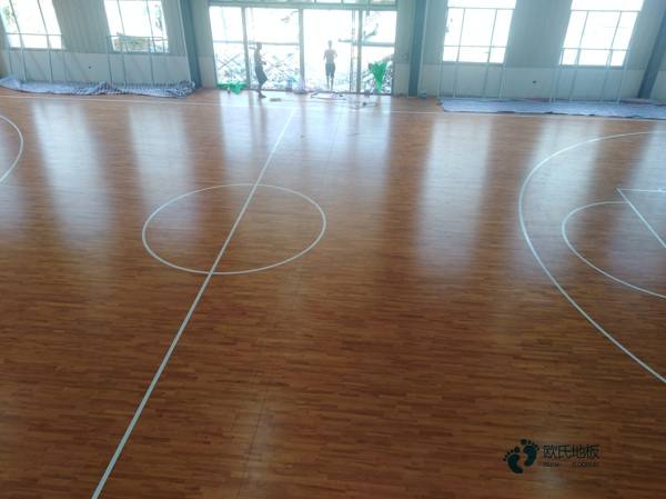 双龙骨运动体育地板安装公司