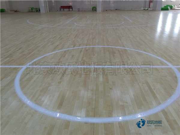 ���������˶�ľ�ذ������