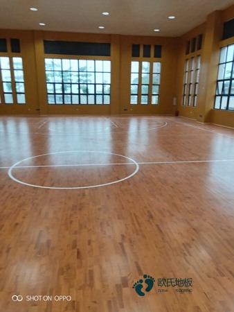 国产篮球馆地板安装公司
