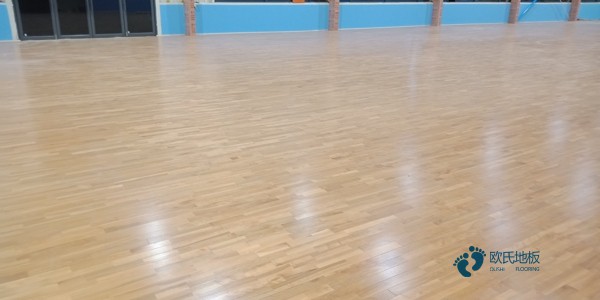 学校篮球场地板检测